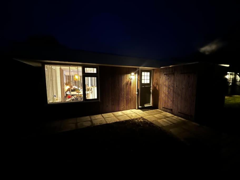 Villa De Boet, Dicht Bij Duinen En Zee Warmenhuizen Exterior foto